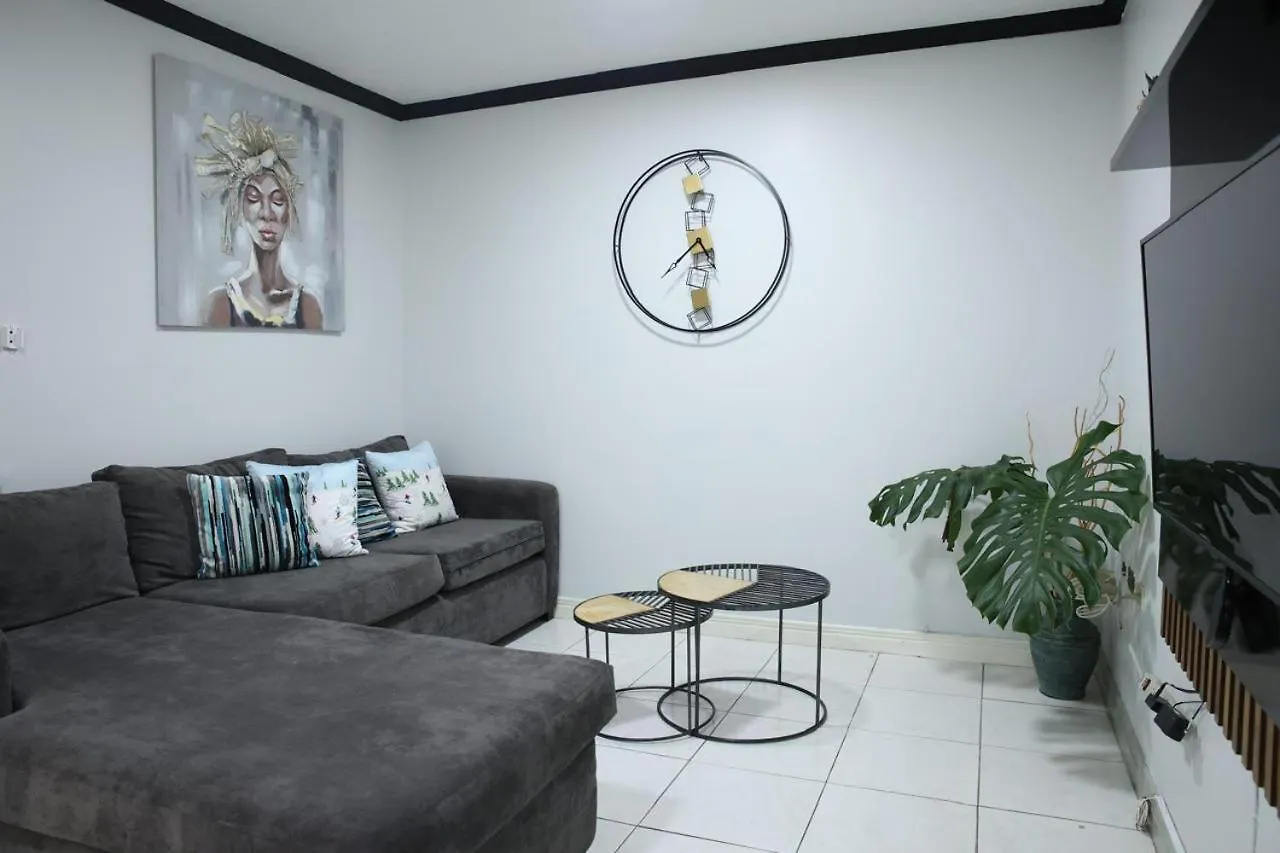 Apartment At Winchester Kingston